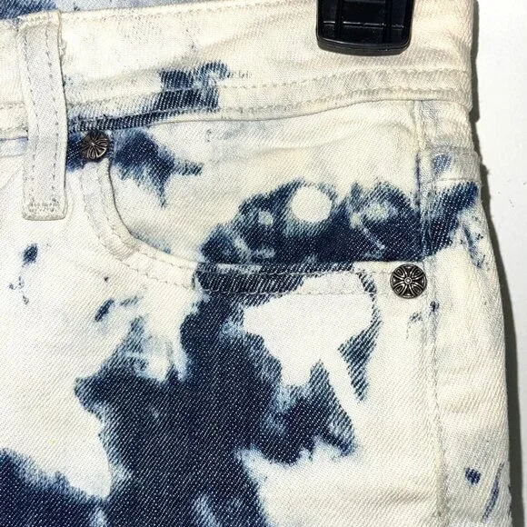 Habitual Tie Dye Mini Skirt Womens Size 25 Denim Fringe Cotton Blue Made In USA - Picture 3 of 11